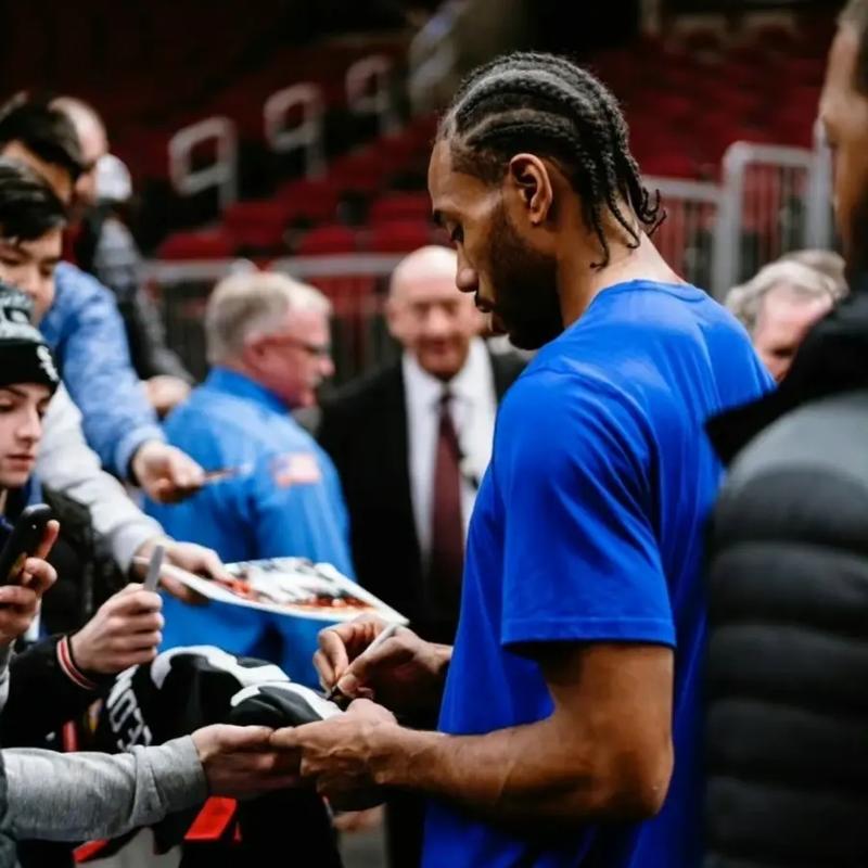 NBA：太阳击败篮网 杜兰特砍下35分（NBA常规赛：杜兰特轰35分 太阳力克篮网）