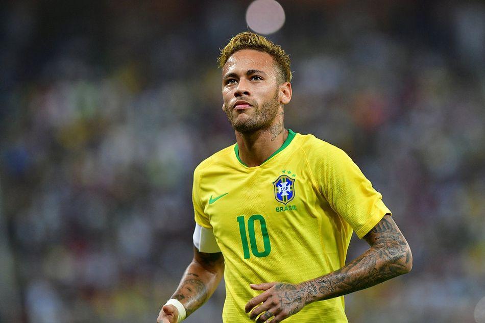 攻击方式似曾相识，皇社球迷骂屡次出格的苏契奇有唐氏综合征（攻击方式再现，皇社球迷以唐氏综合征侮辱屡次出格的苏契奇）