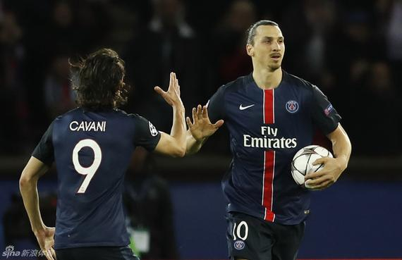 斯洛特：我们没有可用的边锋，派出两名9号球员是合乎逻辑的（斯洛特：边锋无人可用，安排双9号合情合理）