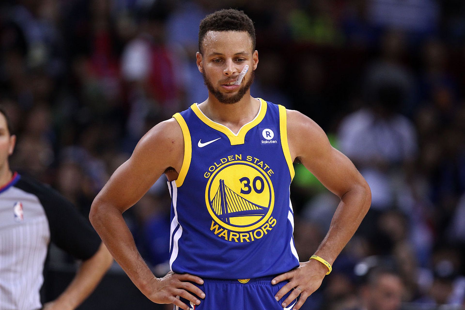 安东尼：无缘塞维利亚德比让我备受煎熬；伊斯科的碰撞很奇怪（安东尼：缺席塞维利亚德比让我煎熬；伊斯科那次碰撞离奇）