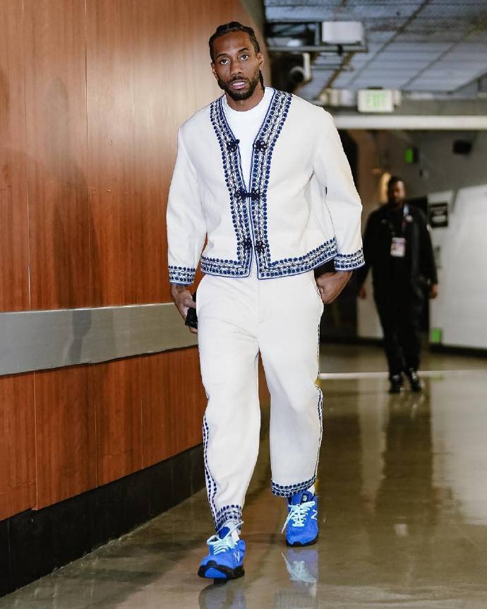 土耳其11月世预赛大名单：恰20领衔，詹-乌尊、厄泽尔缺席（土耳其国家队11月世预赛名单出炉：恰20领衔，詹-乌尊、厄泽尔无缘）