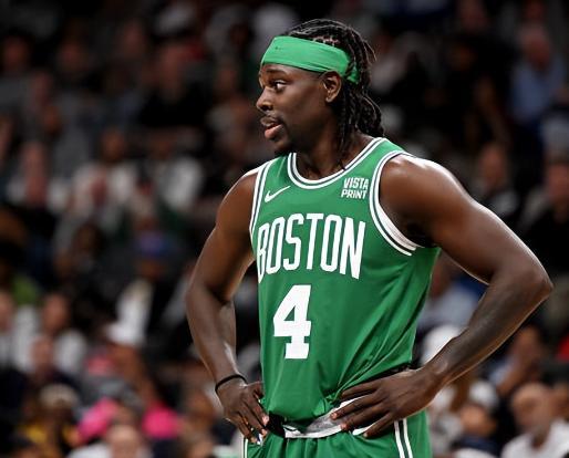 莱因克尔：巴萨对我有着特殊的意义；莱万是历史最佳中锋之一（莱因克尔：巴萨在我心中意义非凡，莱万堪称史上顶级中锋之一）